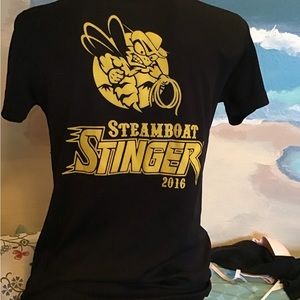 Honey stinger ladies v neck black t shirt, small